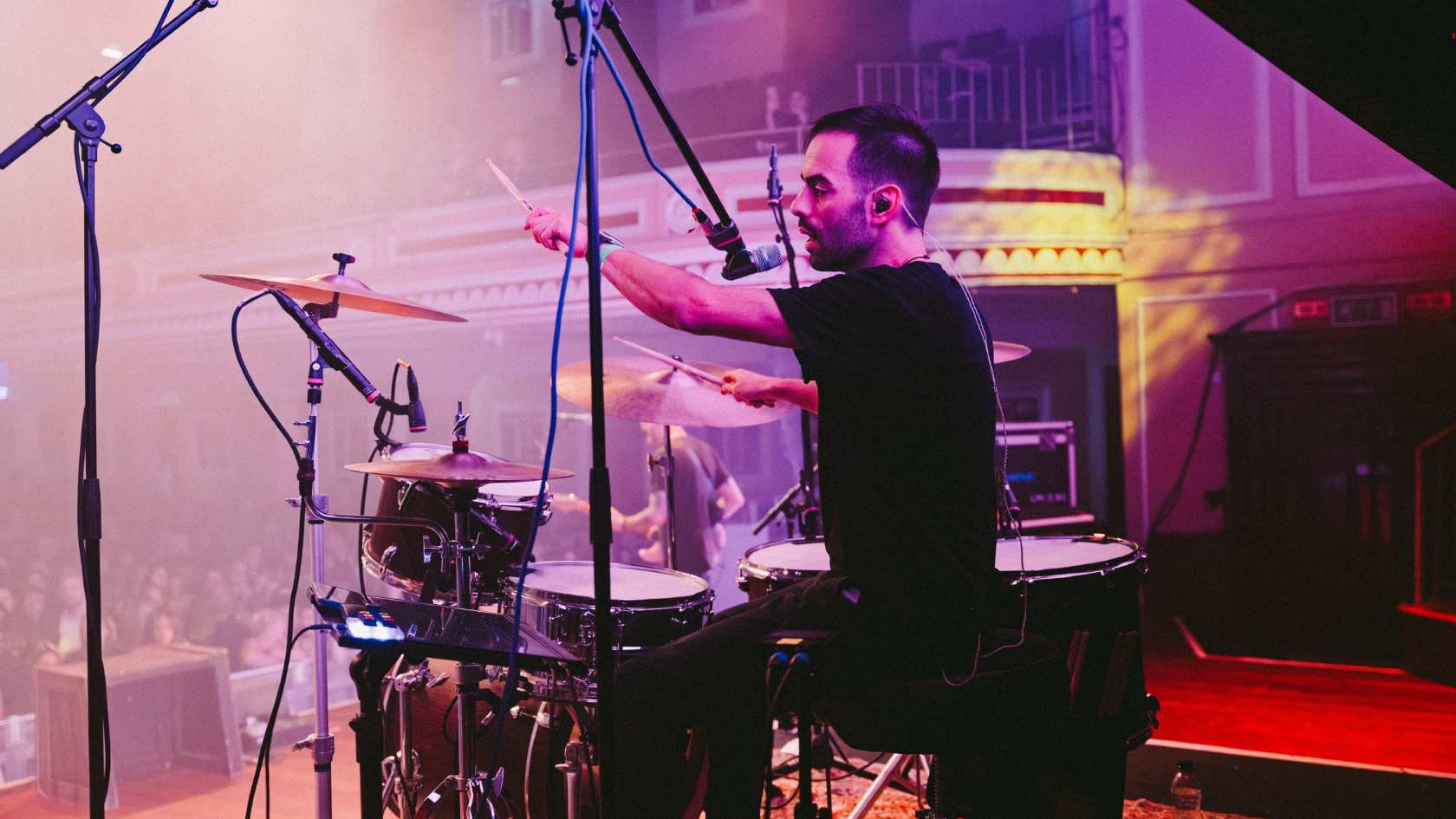 Bringing the energy with Nuno Oliveira…